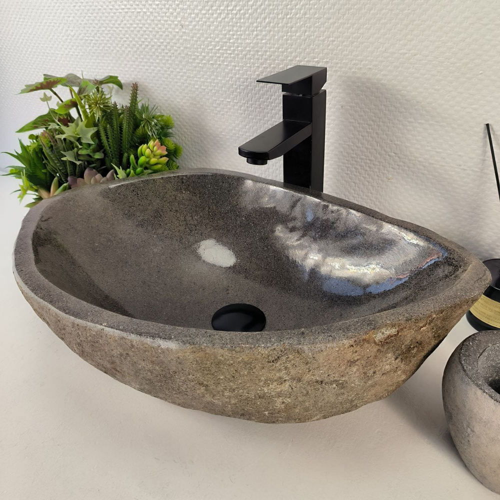 Раковина из речного камня RS-65411 53*36*15 0857