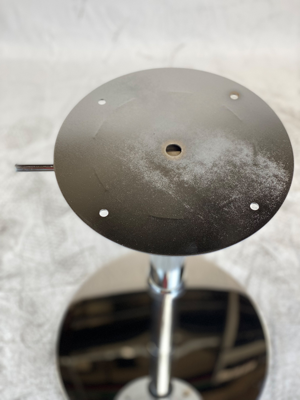 Подстолье стальное 2106EM