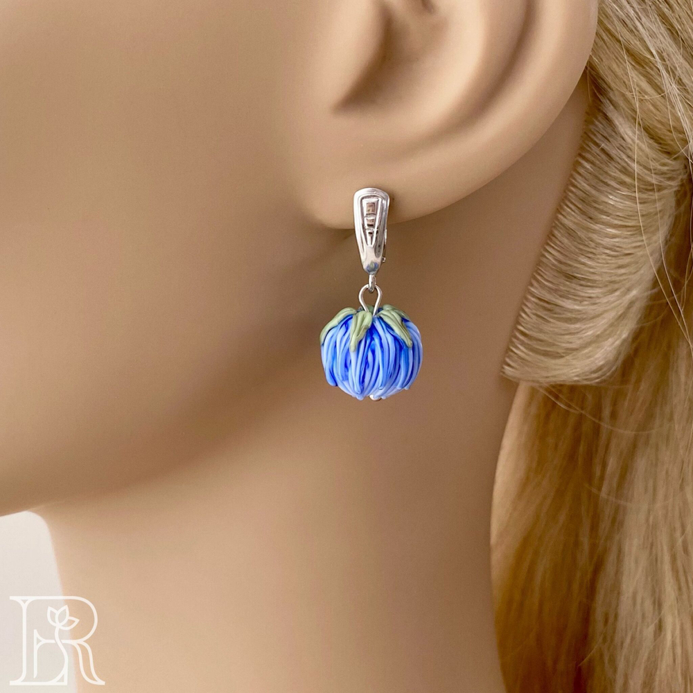 LEFIREL' Серьги серебряные женские "Клевер" с цветами из муранского стекла / ювелирные украшения из родированного серебра 925