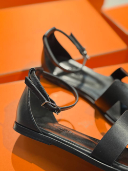 Сандалии Hermes