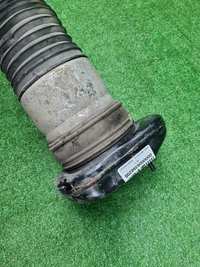 Стойка пневматическая левая BMW 6er G32 (17-23)