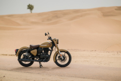 Royal Enfield Classic 350 Signals Desert Sand