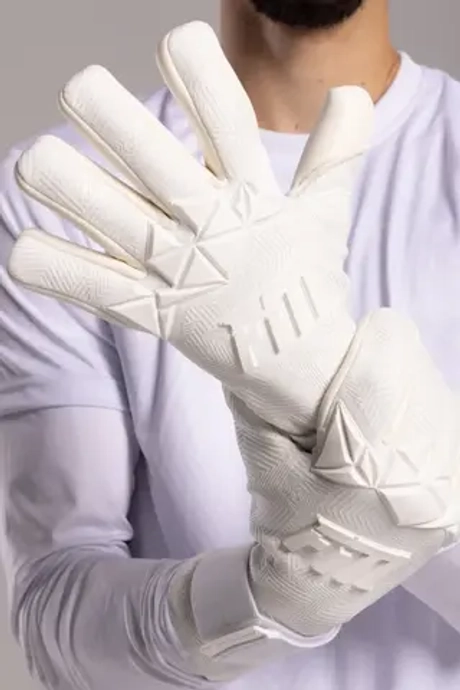 Вратарские перчатки Football Masters Varis X Pro - белый