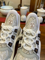 Louis Vuitton Archlight
