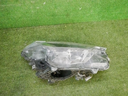 Фара правая Toyota RAV4 4 CA40 (2015-2019) LED