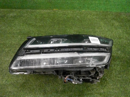 Битая Фара левая Genesis G80 (2020-н.в.) LED