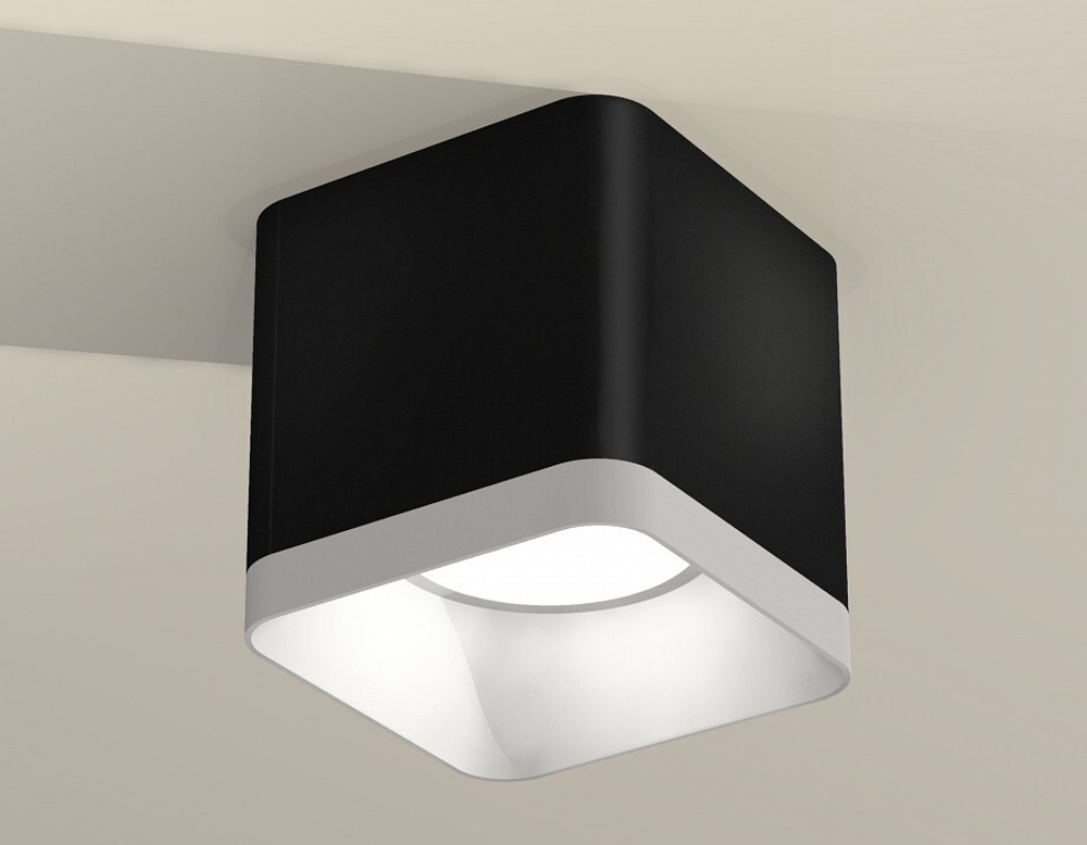 Накладной светильник Ambrella Light XS XS7806001