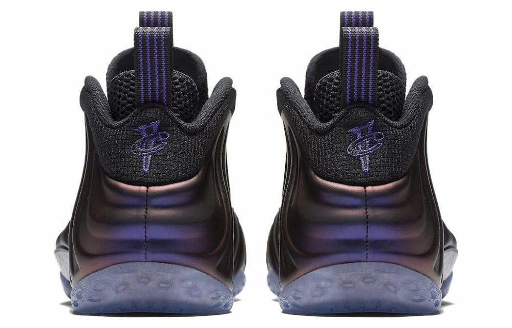 Кроссовки Nike Foamposite One "Black And Varsity Purple" 2024