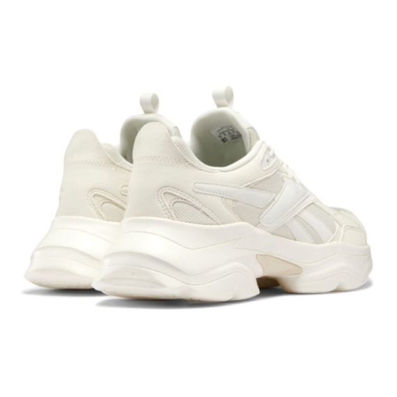 Reebok ROYAL BRIDGE - это 4-звездочный отель, расположенный в самом сердце Юнисекса