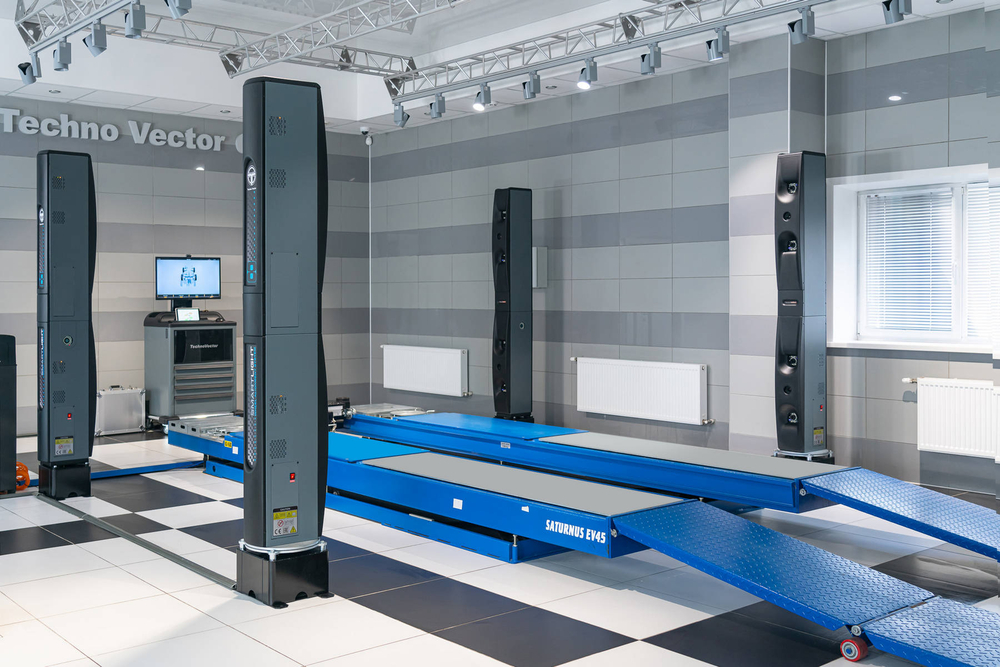 Стенд сход-развал ТехноВектор 8 8218