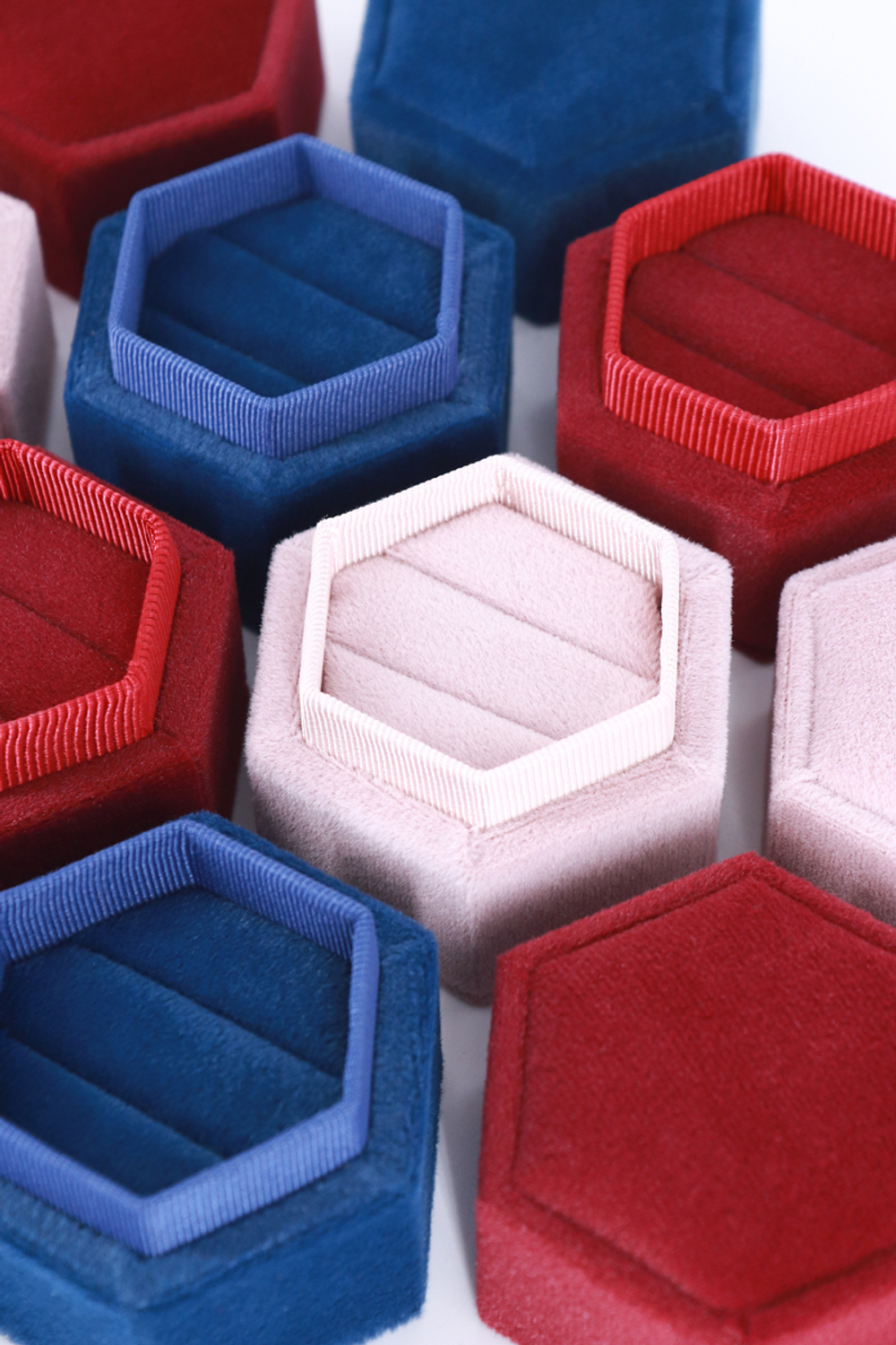 Футляр «Лариса Ивановна Макси» для витринной выкладки свадебных колец