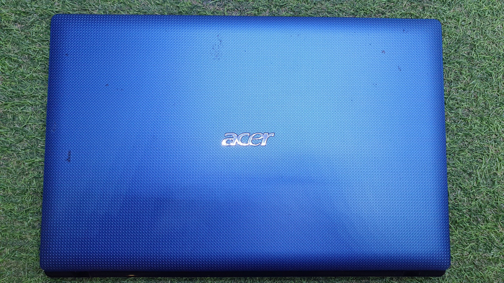 Ноутбук Acer i5/8Gb/GT 630M 1Gb