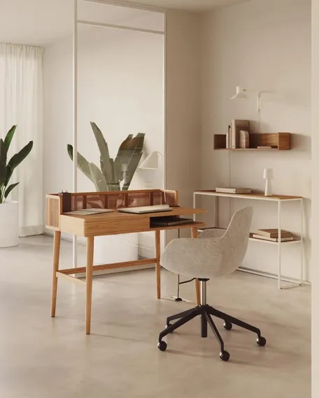 Письменный стол Araxi 105x62 см из массива ясеня и ротанга