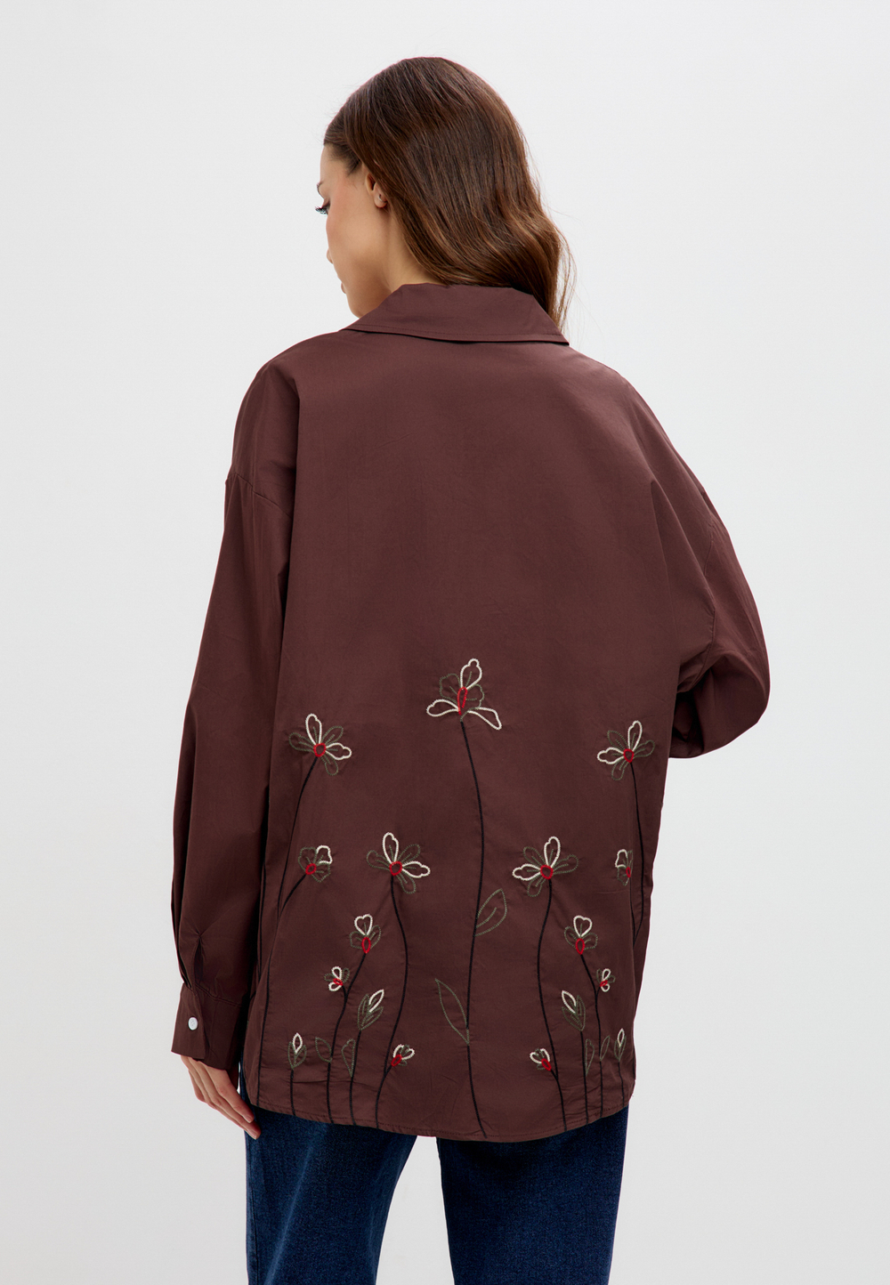 Рубашка из хлопка с вышивкой