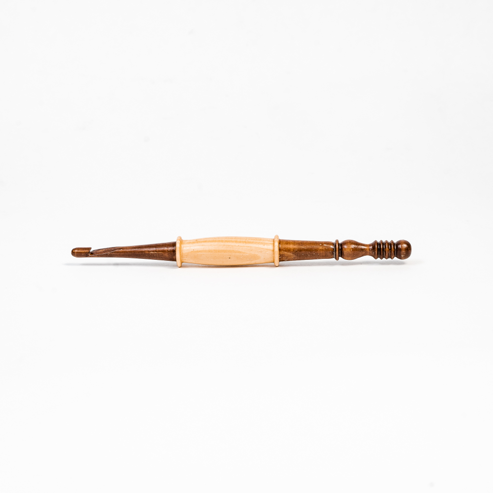 Деревянный крючок для вязания из кедра 5,5 мм. K301