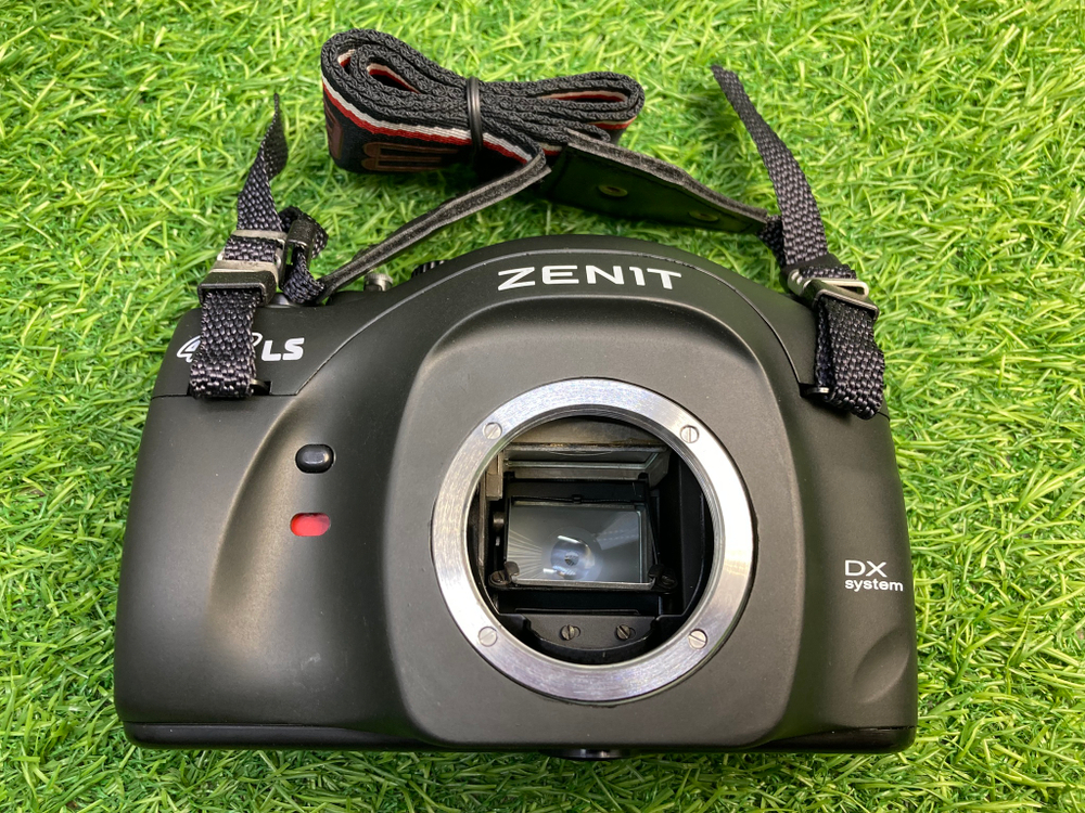 Zenit 412LS + Zenitar M2S