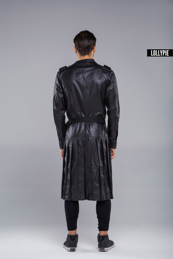 Плащ кожаный