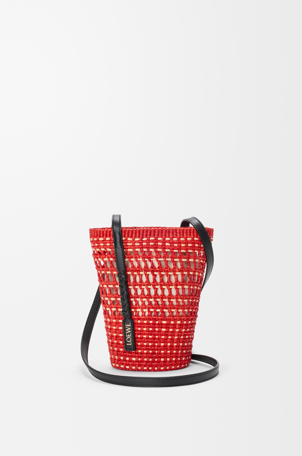Loewe Плетёная мини-сумка Braid из кожи пальмы и телячьей кожи, красный