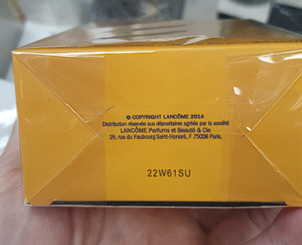 Poeme Lancôme 100 ml (Коробка повреждена,парфюма без слюды, парфюм новый)