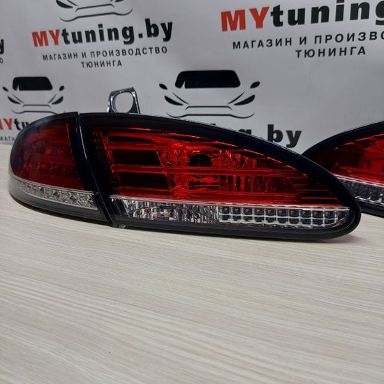 Задние фонари Seat Leon 2 red white led
