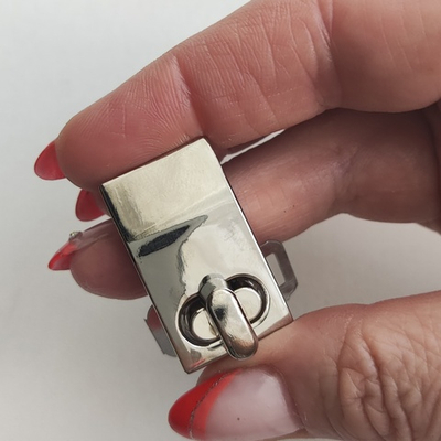 Замок вертушка на винтах Кнопка Серебро