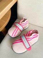 Новые кроссовки Fendi, 23