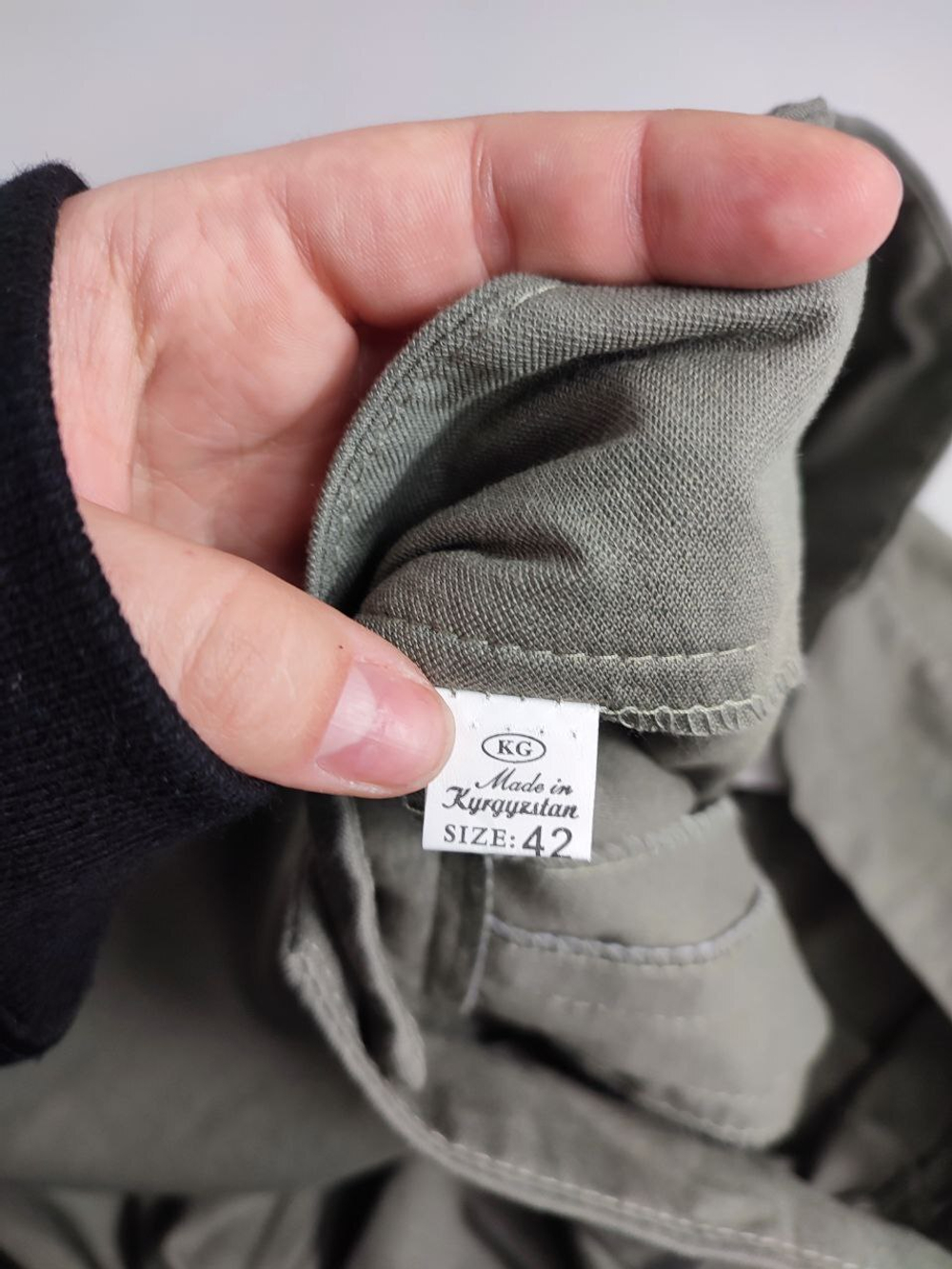 Брюки Made in Kyrgyzstan серые 42 размер