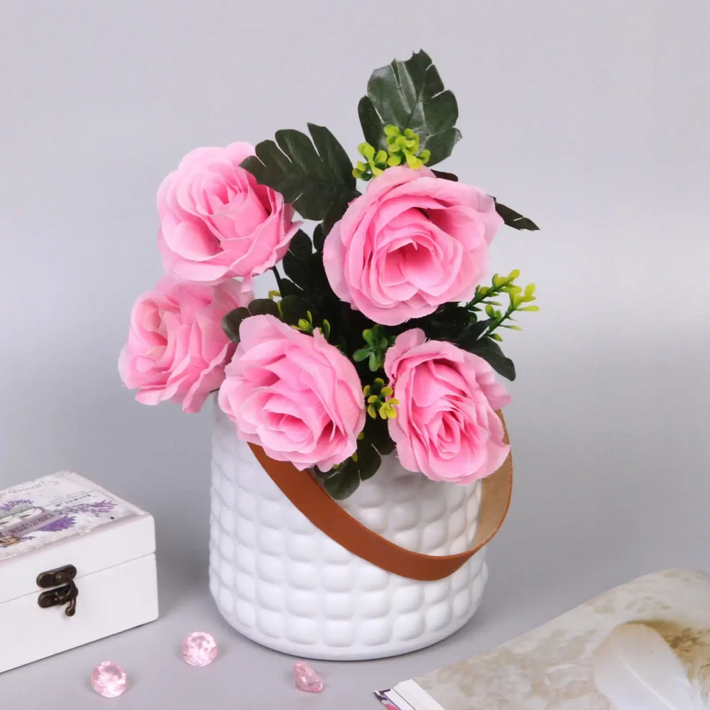 Ваза из пластика «Адель» 14*14,5см клетка, цвет белый