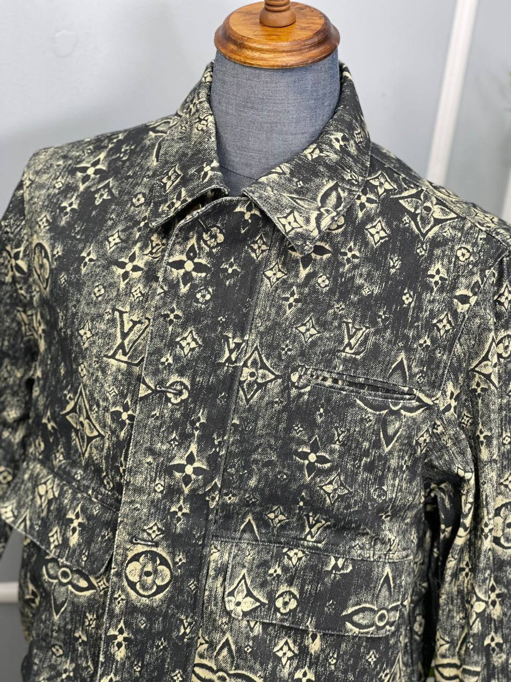 Джинсовая куртка Louis Vuitton