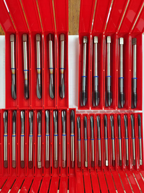 Метчик М8 DIN371-B 6H HSSE TiALN Red box ADK143-080