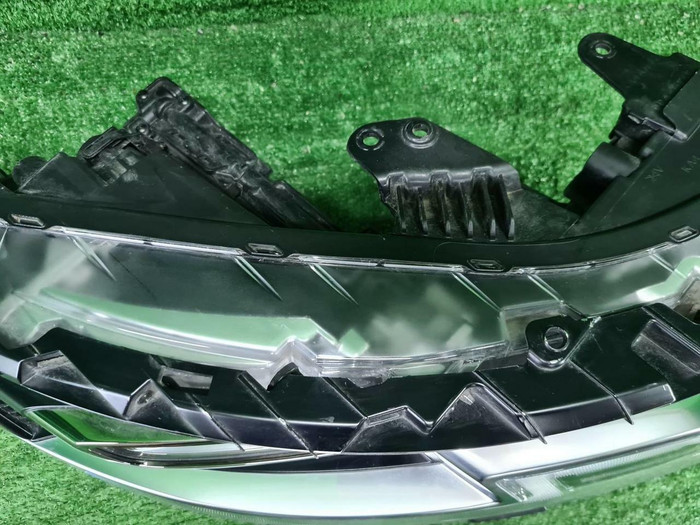 Фара правая Kia Carnival 4 (2020-2023) LED