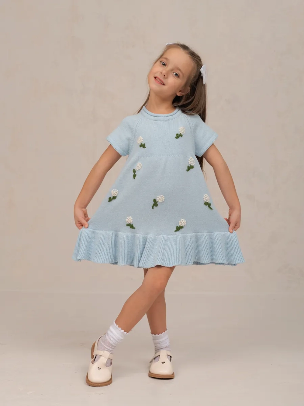 Платье для девочки с вышивкой