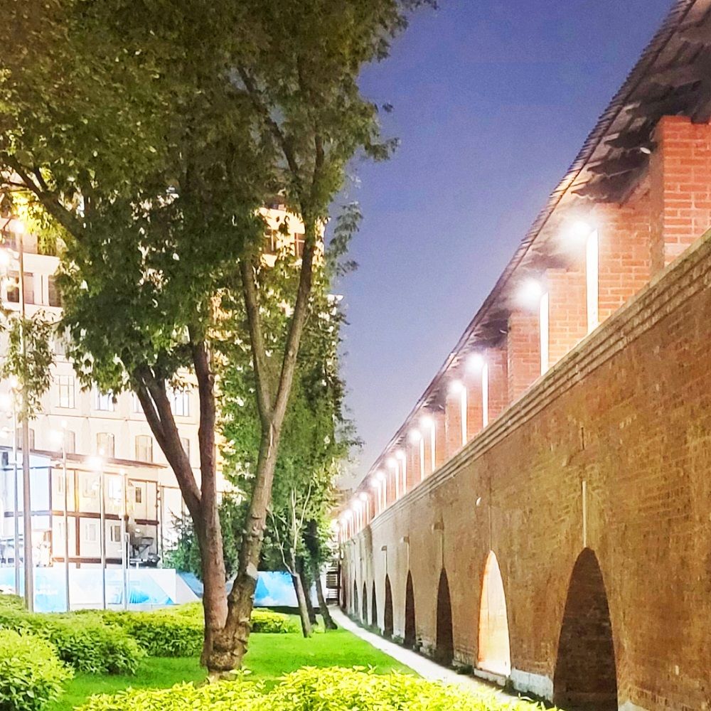 Фасадный светильник FUMAGALLI TOMMY 2M1.000.000.AXD1L