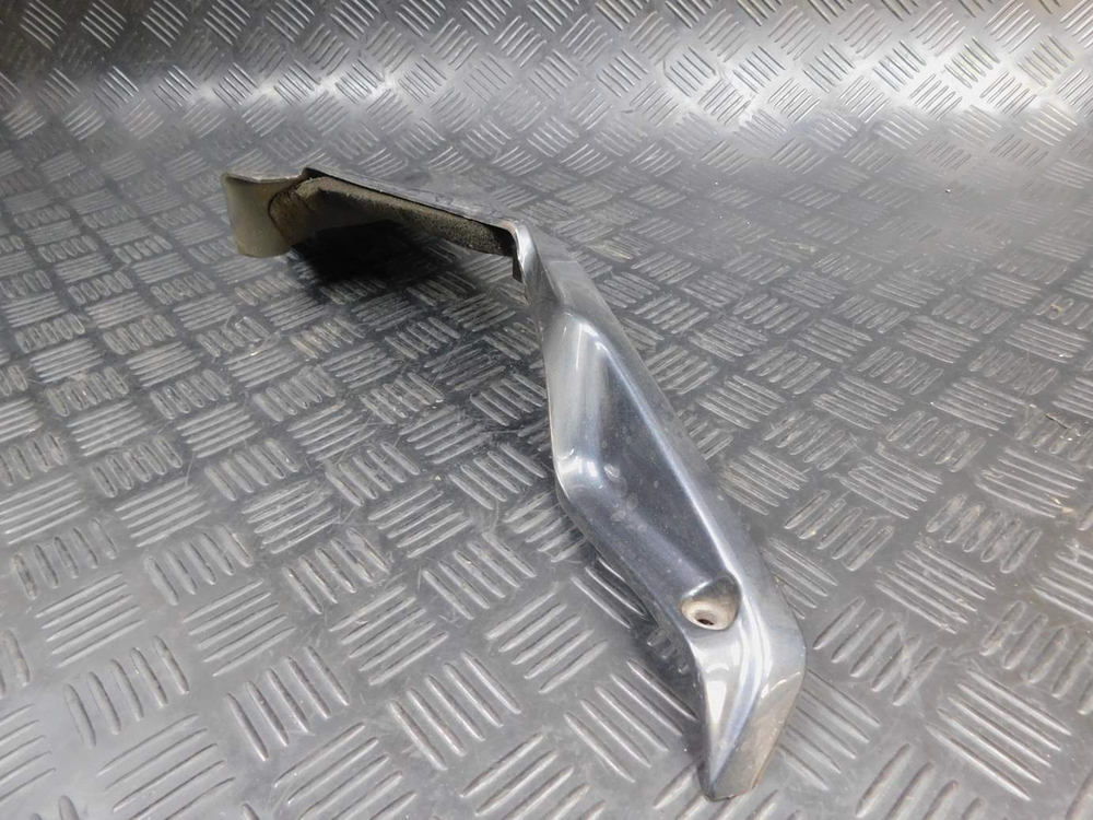 Пластик бака правый Kawasaki ZZR 400 98 052985