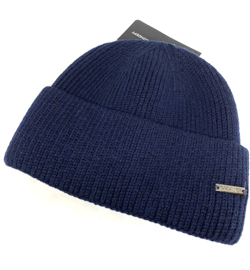 Шапка классическая с отворотом на флисе