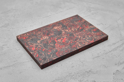 Карбон хаотичный, плашка 130x85x8мм, красный с медной пудрой