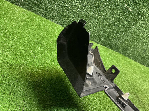 Расширитель передний правый Voyah Free (2021-н.в.)