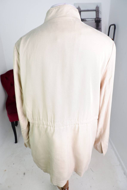 Куртка H&M тонкая, маркировка 44, визуально на 50 размер