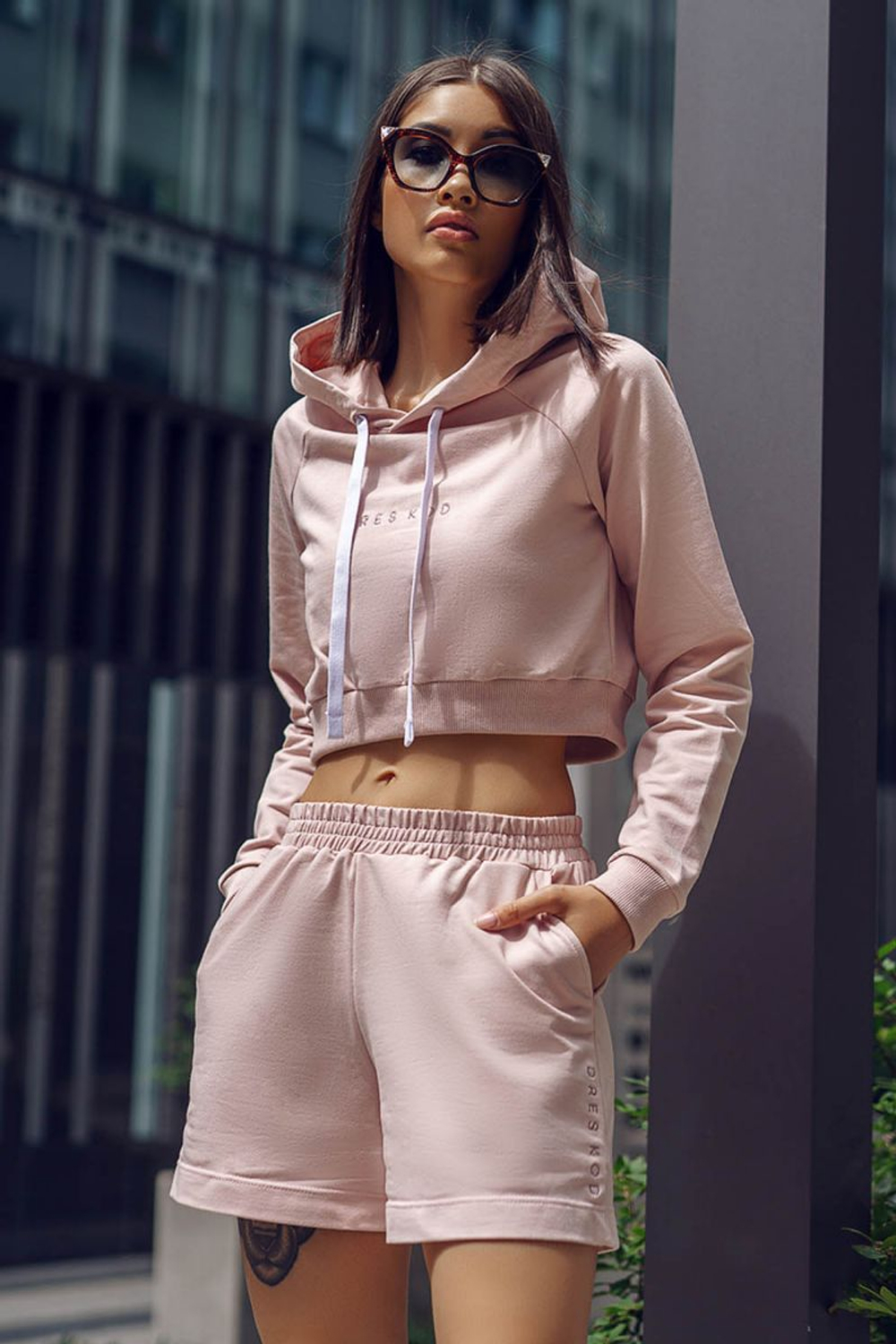 Укороченное худи с капюшоном (Размер: L) (Цвет: красный)