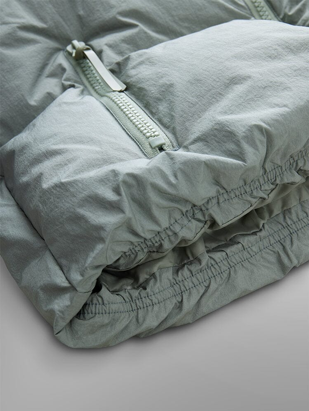 Пуховик женский ALPHA INDUSTRIES SIERRA SHORT PUFFER W