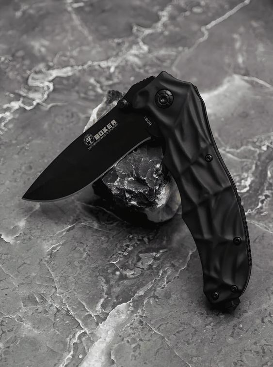 Складной нож тактический BOKER Черный с рельефной рукоятью