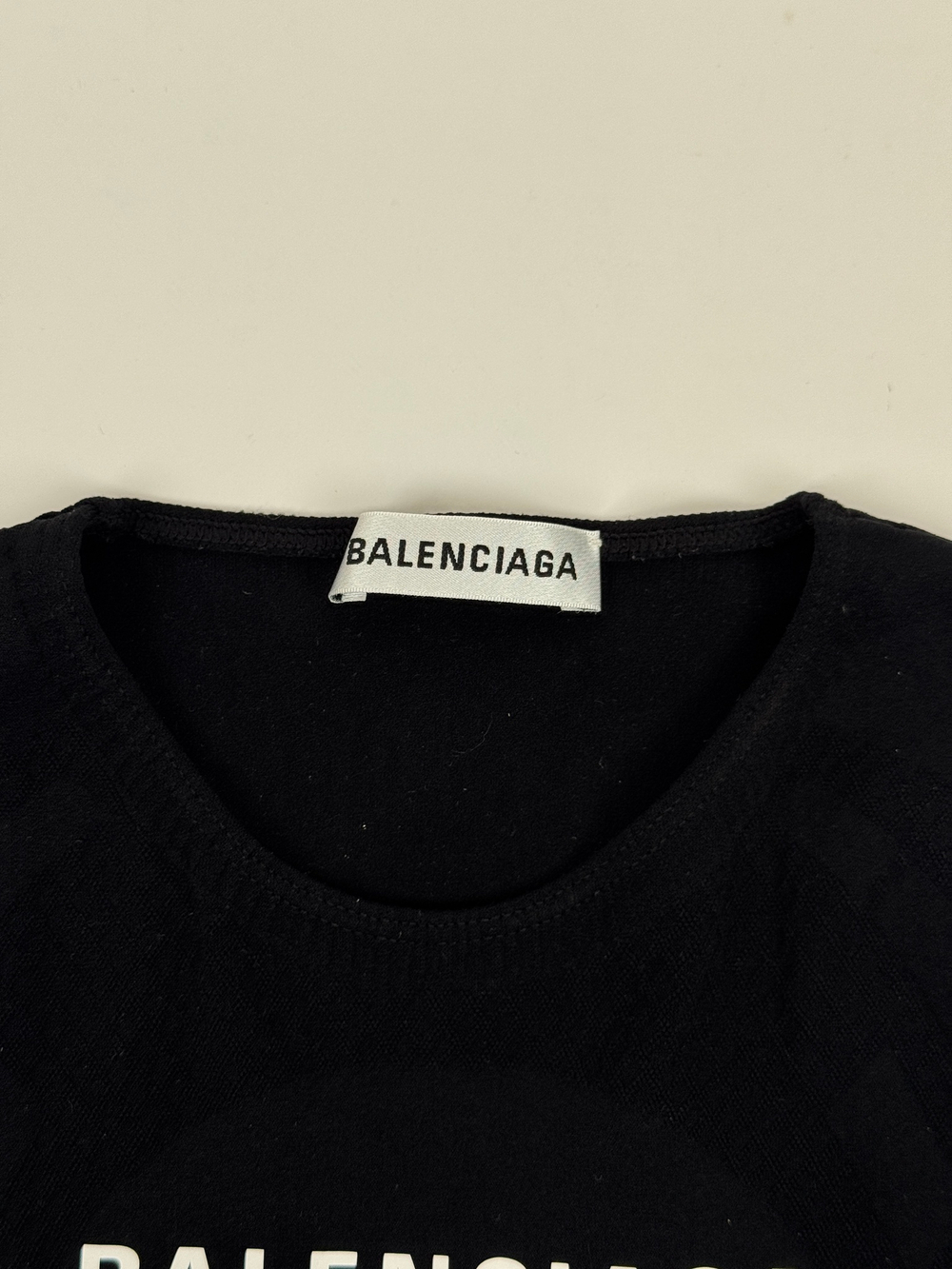 Топ Balenciaga