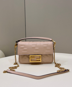 Fendi Baguette 19 cm