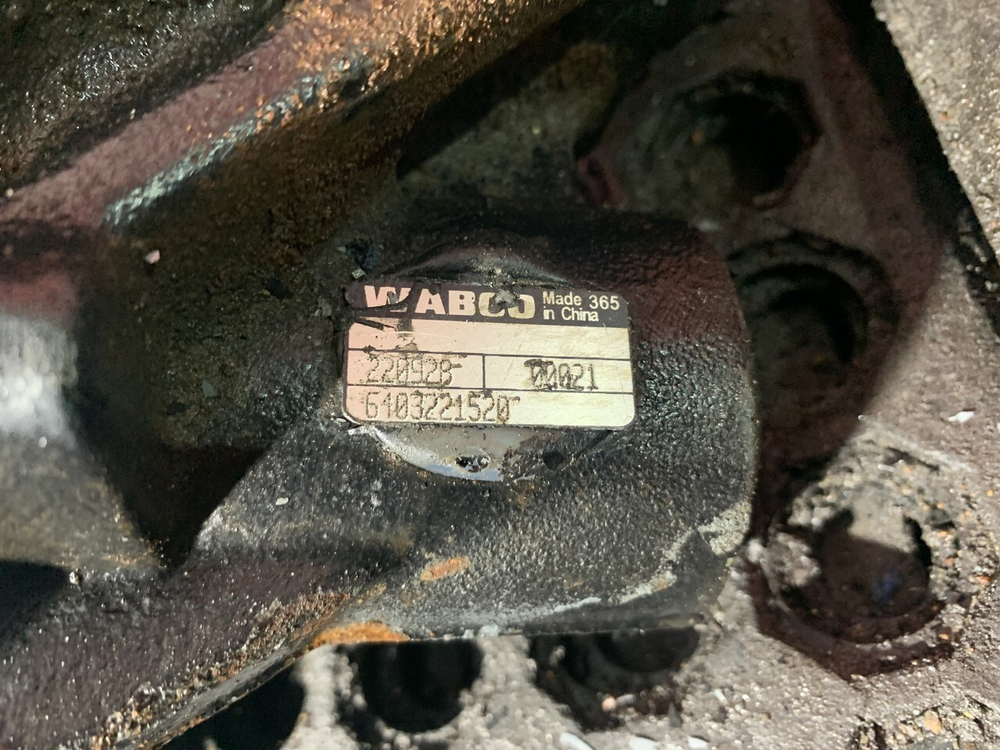 Суппорт правый 2023г