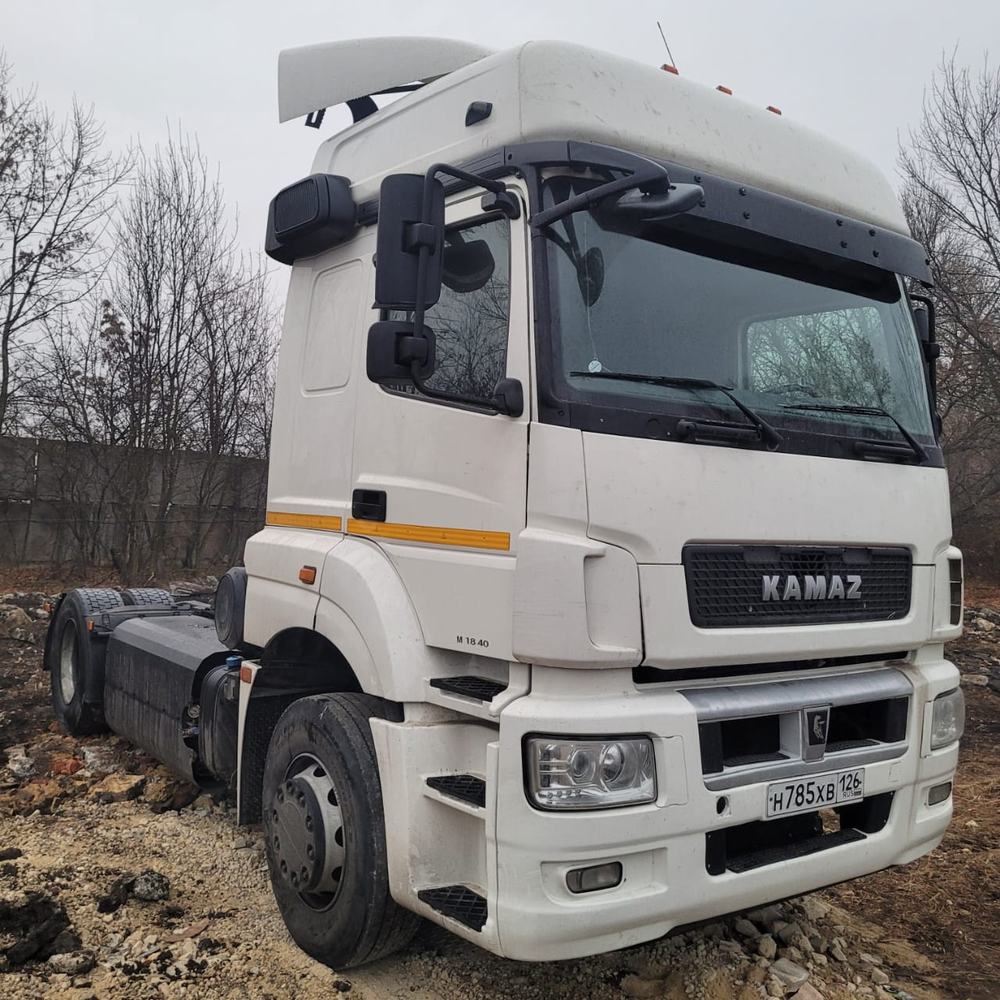 КамАЗ 5490 4x2 Седельный тягач 5490-DC (Дизельный, 12,0 л, 401 л.с., МТ)