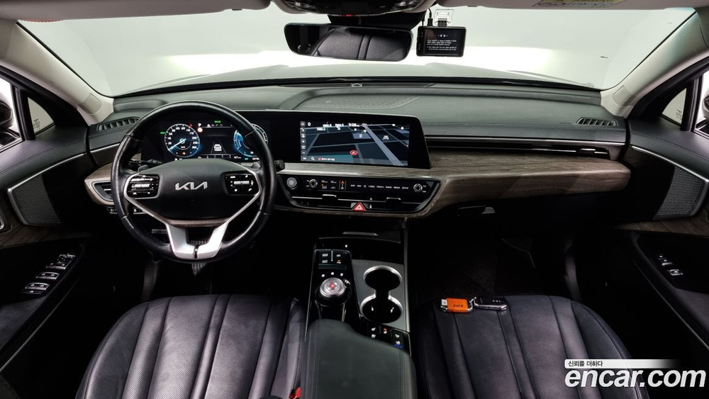 Kia K8 Hybrid Noblesse (01.2022)