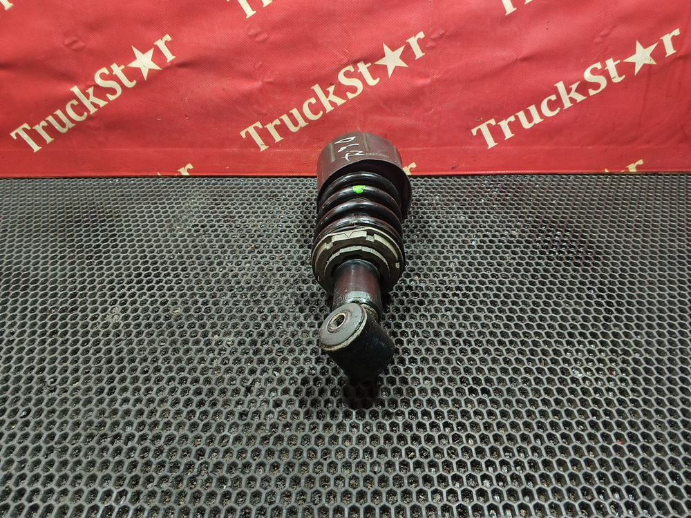 Амортизатор кабины передний 2020г