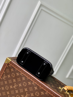 Louis Vuitton Nano Alma