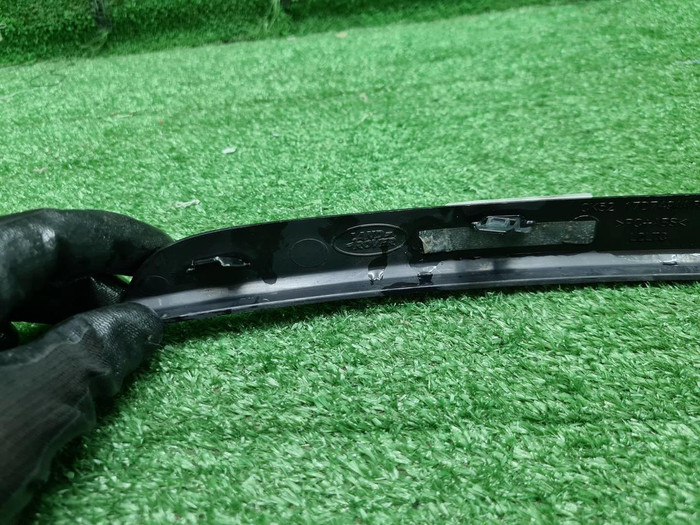 Молдинг перед. бампера Range Rover Vogue 4 (12-17)