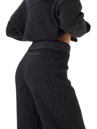 Темно-серый кашемировый костюм свободного кроя